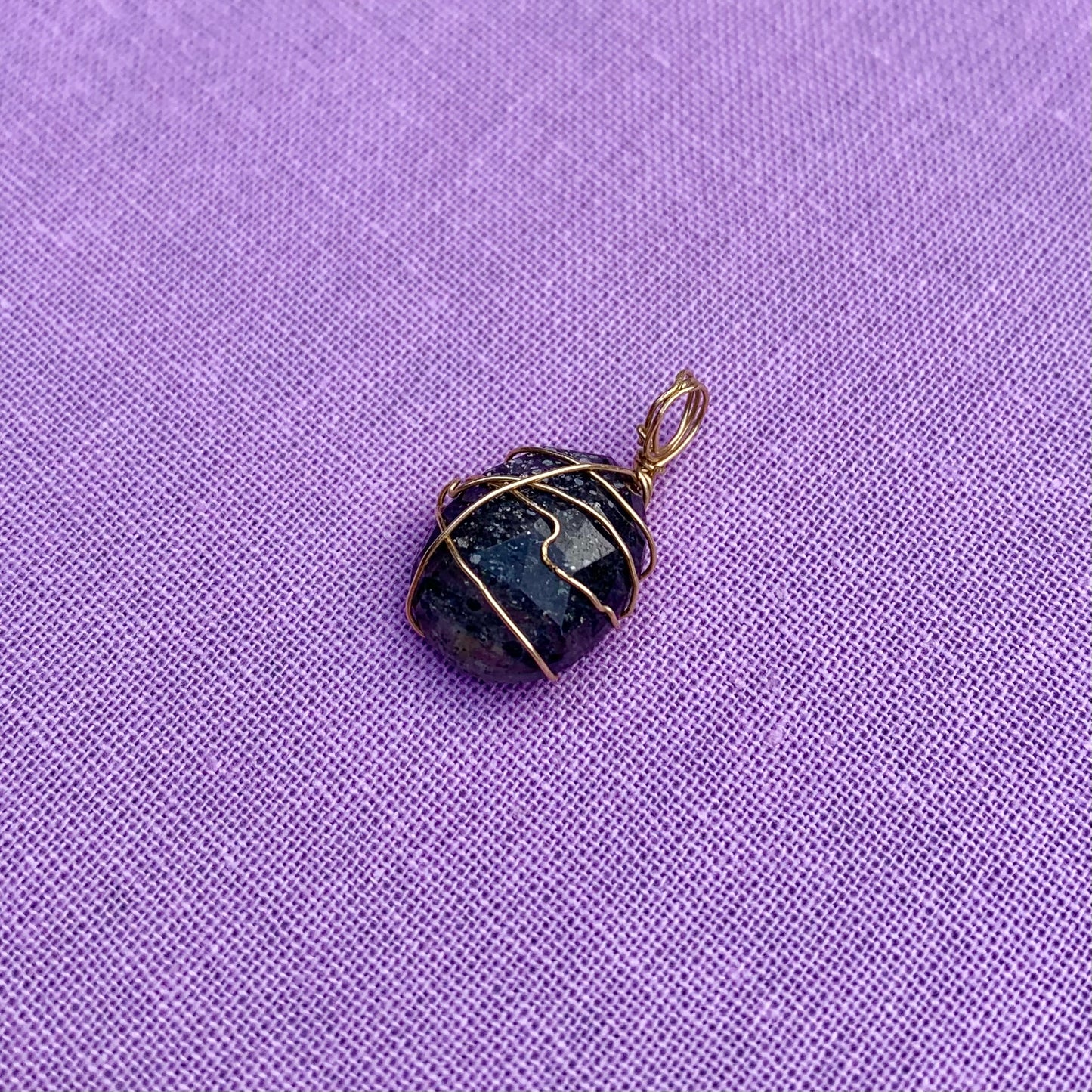 Black Sunstone Oval | Charm