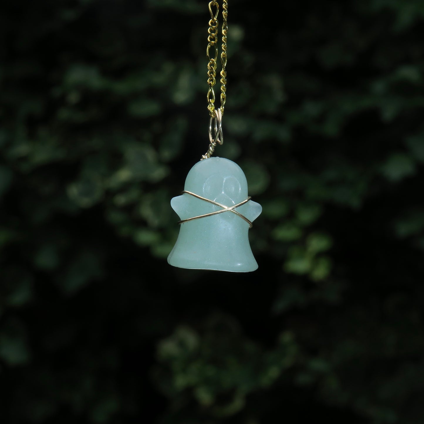 LADY - Green Aventurine Ghost Pendant