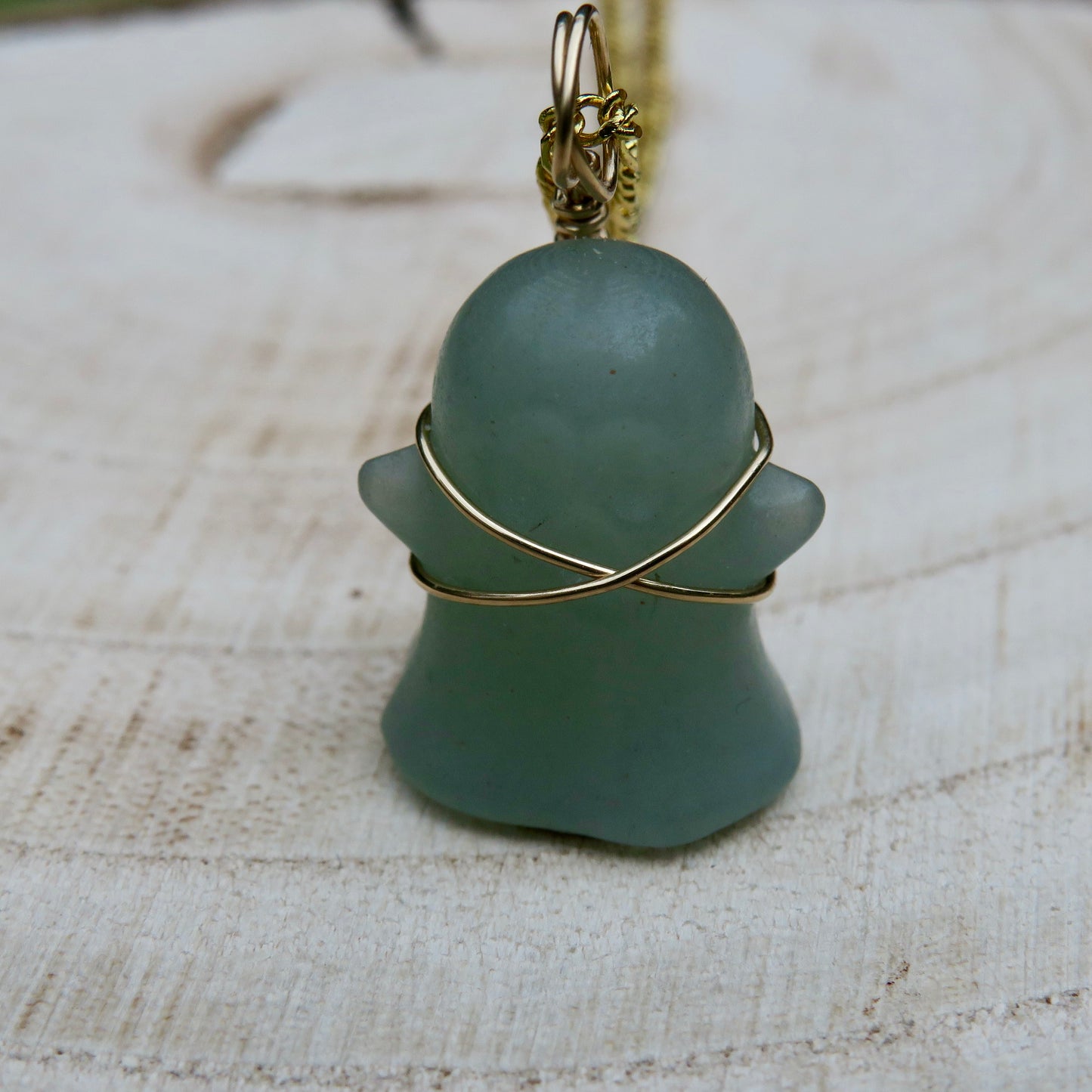 LADY - Green Aventurine Ghost Pendant