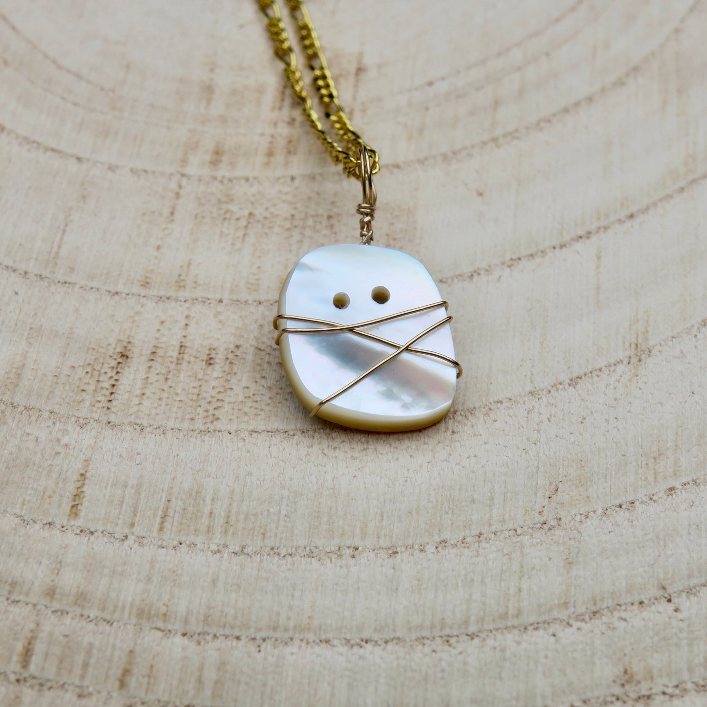 PEARL - Mother or Pearl Ghost Pendant